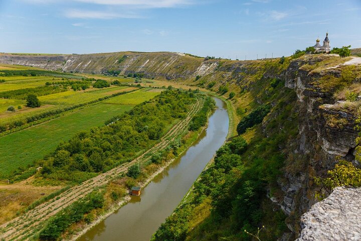Canionul Rautului vazut de pe creasta