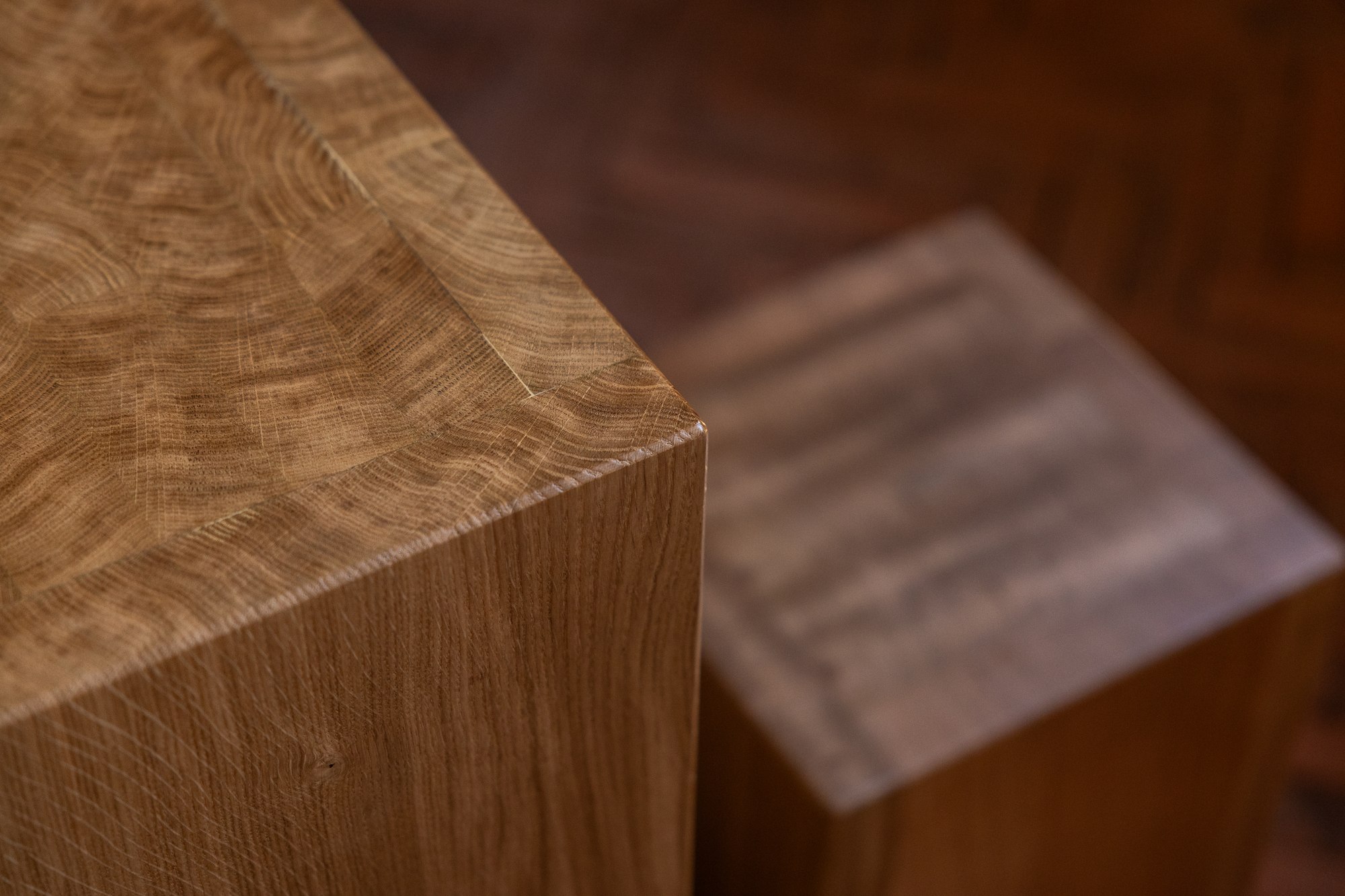 Precision — SILK cutlery and detail